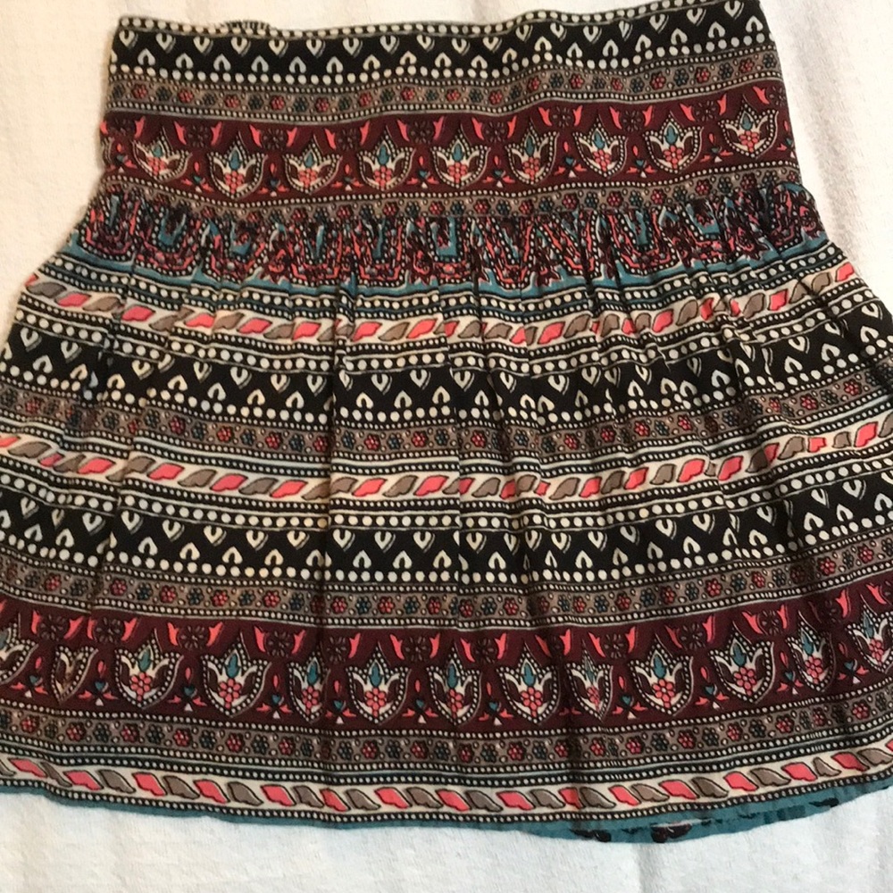 Hollister patterned skirt